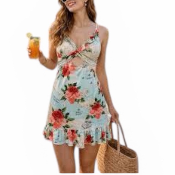 Betsey Johnson Other - NWT Betsey Johnson "Roses Voyage" Postcard Print Slip Dress - Medium